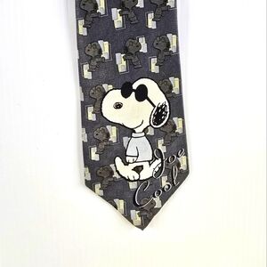 Snoopy Joe Cool 100% Polyester Tie Peanuts 50th Celebration 57.5 Inch Peanuts